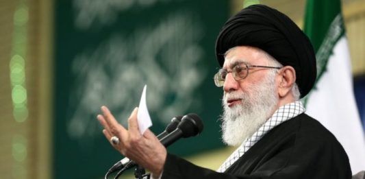 Irans øverste leder Ayatollah Khamenei. (Foto: Wikipedia)